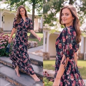 Gal Meets Glam Ashlynn Maxi Dress Floral September